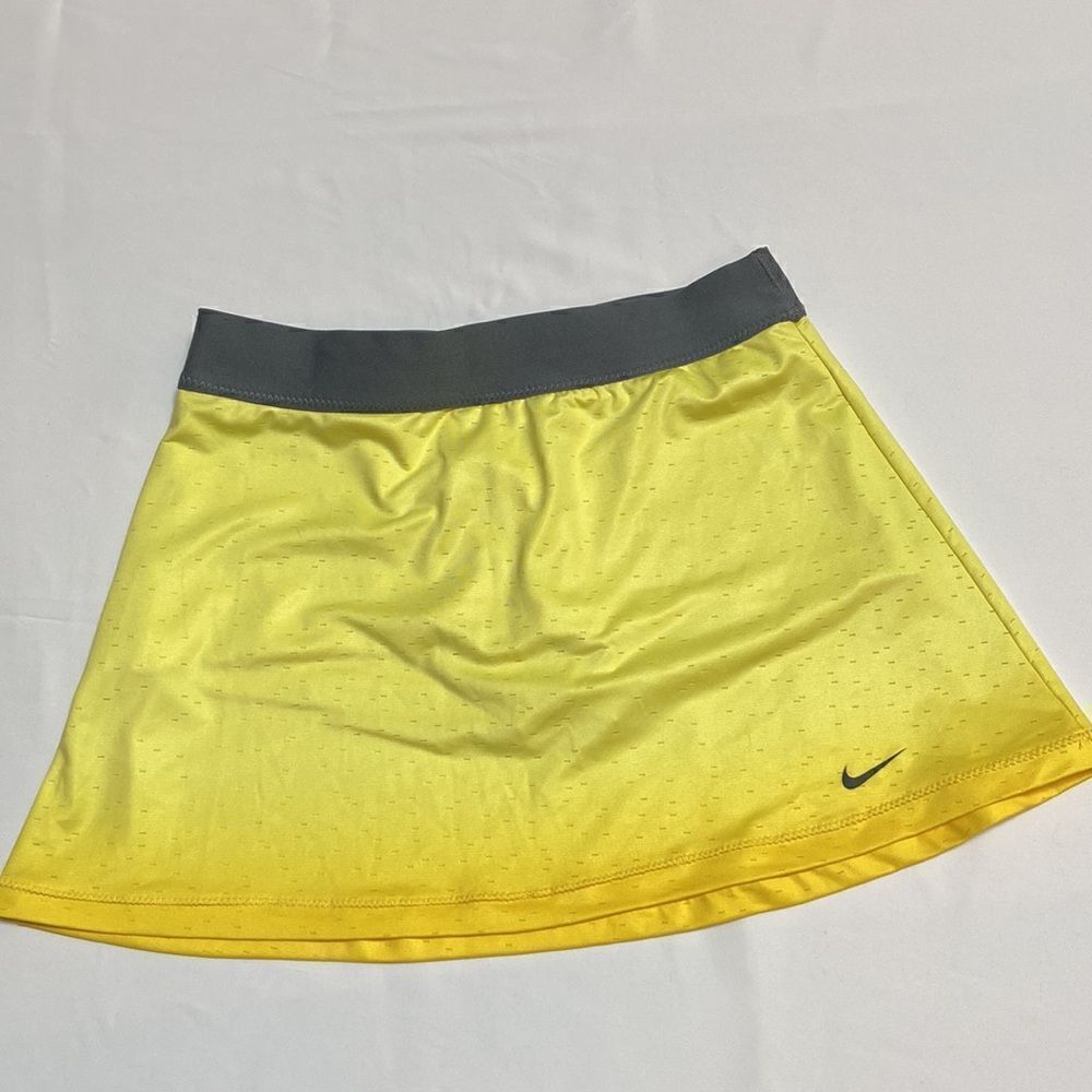 Nike Neon yellow Tennis running skirt with built in shorts lining - Picture 2 of 7